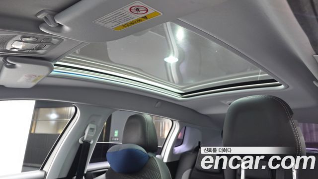 Peugeot 2008 1.6 e-HDi Feline L 2015 — фото 19