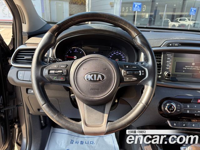 Kia Sorento Diesel 2.0 2WD Noblesse 2016 — фото 7