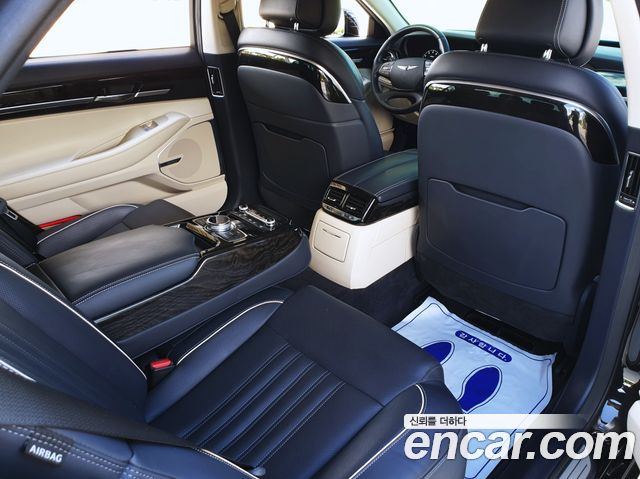 Genesis EQ900 3.3 T-GDI AWD Premiun Luxury 2018 — фото 18