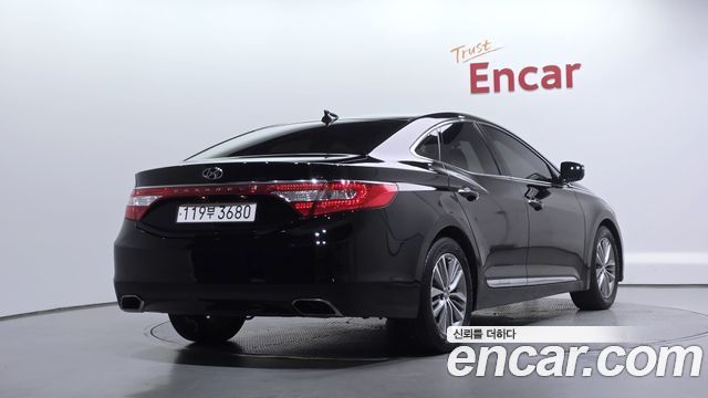 Hyundai Grandeur (HG) HG240 Modern Collection 2017 — фото 2