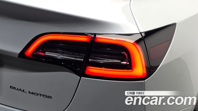 Tesla Model 3 Long Range AWD 2021 — фото 29