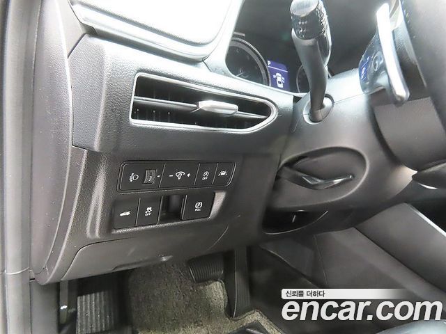 Hyundai Sonata (DN8) 2.0 Premium Family 2021 — фото 17