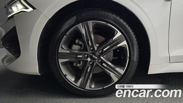 Kia K5 (III) 2.0 Noblesse 2023 — фото 5