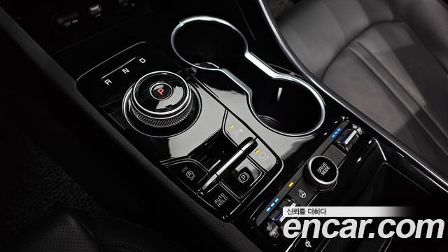 Kia K5 (III) 2.0 Noblesse 2023 — фото 9