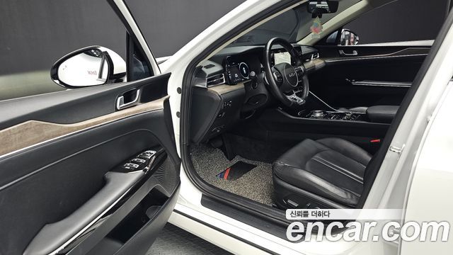 Kia K5 (III) 2.0 Noblesse 2023 — фото 10