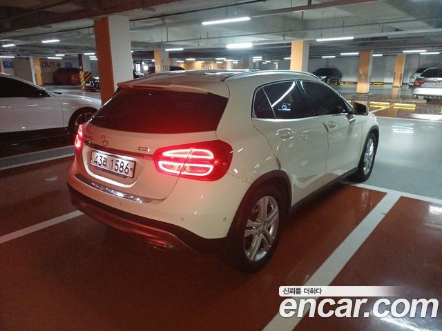 Mercedes-Benz GLA-Class (X156) GLA200 CDI 2015 — фото 4