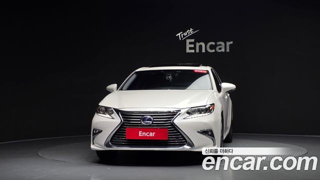 Lexus ES300h premium XV60 2016 — фото 3