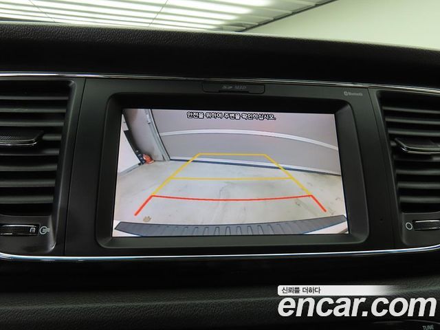 Kia Carnival 9-Seater Prstige 2019 — фото 16