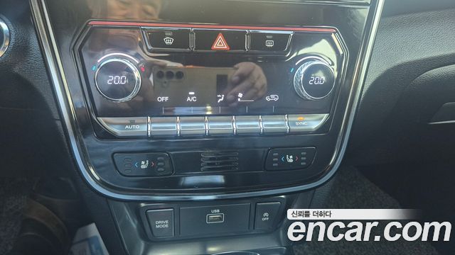 KG Mobility (SsangYong) Very New Tivoli Gasoline 1.5 2WD Limitied Edition 2021 — фото 15