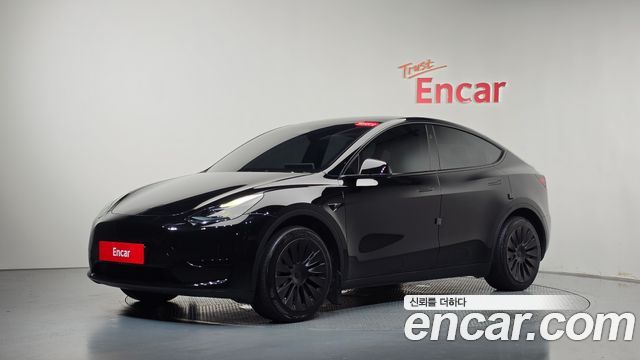 Tesla Model Y RWD 2024 — фото 11
