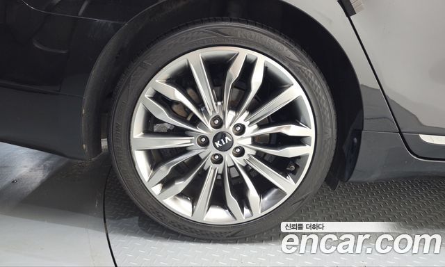 Kia K7 Premier 3.0 GDI Signature 2020 — фото 5