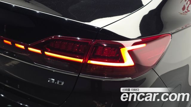 Kia K7 Premier 3.0 GDI Signature 2020 — фото 23