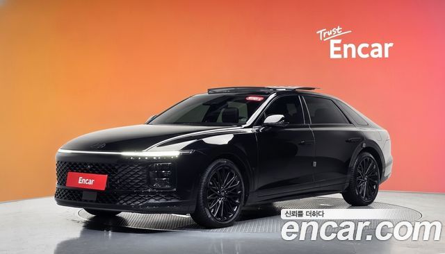 Hyundai Grandeur Hybrid (GN7) Calligraphy