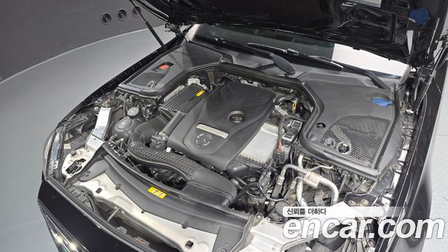 Mercedes-Benz E-Class (W213) E300 AMG Line 2019 — фото 6