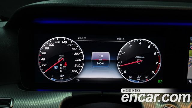 Mercedes-Benz E-Class (W213) E300 AMG Line 2019 — фото 8