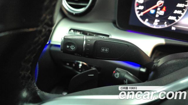 Mercedes-Benz E-Class (W213) E300 AMG Line 2019 — фото 29