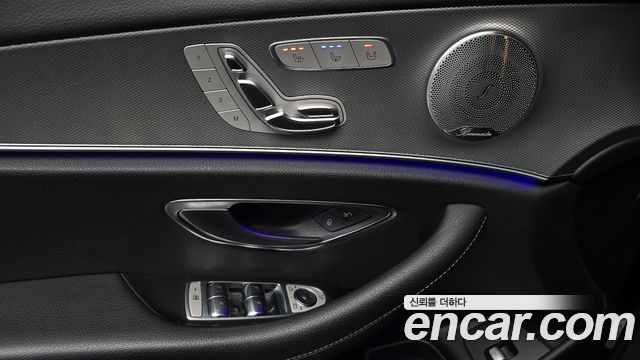 Mercedes-Benz E-Class (W213) E300 AMG Line 2019 — фото 32