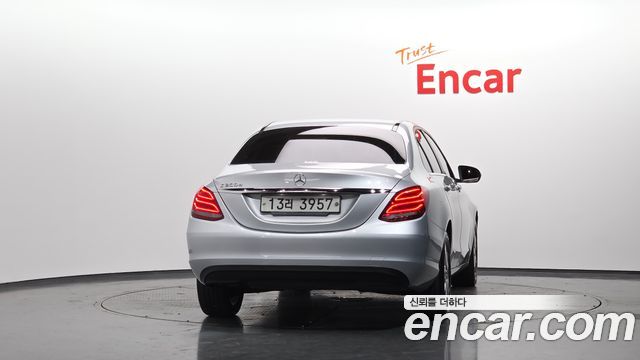 Mercedes-Benz C-Class (W205) C200 d 2018 — фото 4