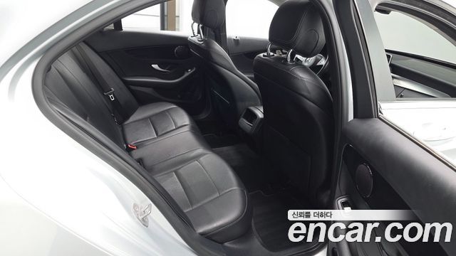Mercedes-Benz C-Class (W205) C200 d 2018 — фото 12