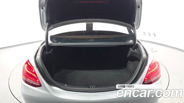 Mercedes-Benz C-Class (W205) C200 d 2018 — фото 20