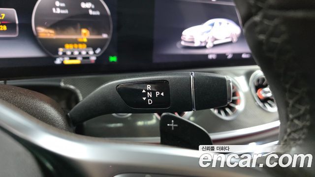 Mercedes-Benz CLS-Class (C257) CLS300d AMG Line 2020 — фото 9
