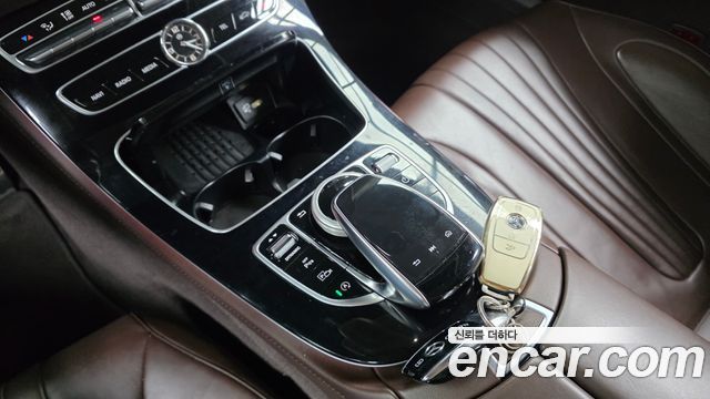 Mercedes-Benz CLS-Class (C257) CLS300d AMG Line 2020 — фото 35