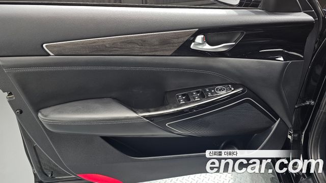 Kia K7 Premier 2.5 GDI Prestige 2020 — фото 24