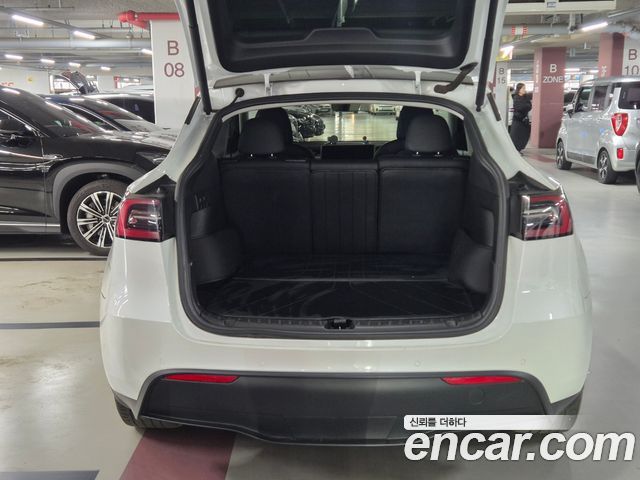 Tesla Model Y Long Range AWD 2022 — фото 5