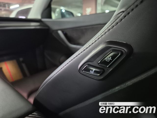 Tesla Model Y Long Range AWD 2022 — фото 20