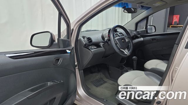 Chevrolet Spark LS Star 2012 — фото 10