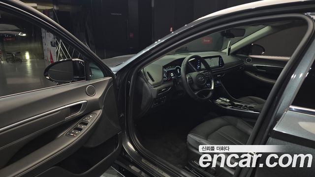 Hyundai Sonata (DN8) 2.0 Premium Plus 2022 — фото 10