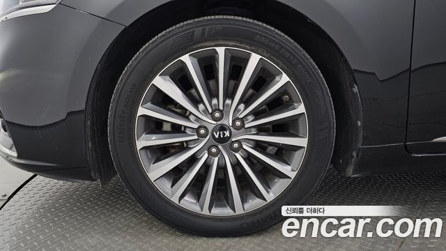 Kia K7 3.0 GDI Limited 2018 — фото 5