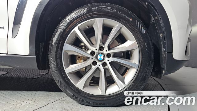 BMW X6 (F16) xDrive 30d 2017 — фото 27