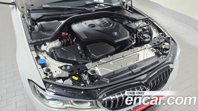 BMW 3 Series (G20) 320i Luxury 2022 — фото 6