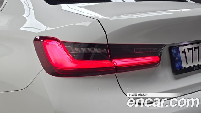 BMW 3 Series (G20) 320i Luxury 2022 — фото 23