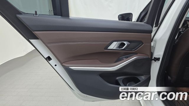 BMW 3 Series (G20) 320i Luxury 2022 — фото 25