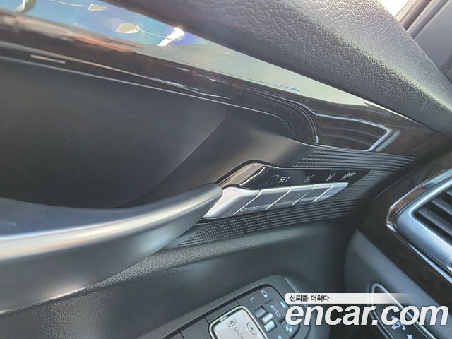 Genesis G90 3.8 AWD Premium Luxury 2021 — фото 19