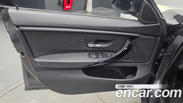 BMW 4 Series (F32) 420i Gran Coupe Special Edition 2020 — фото 24