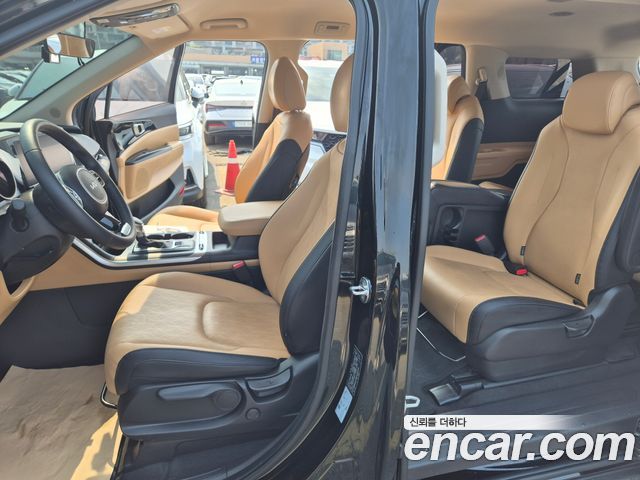 Kia Carnival (IV) Diesel 11-Seater Prestige 2023 — фото 12