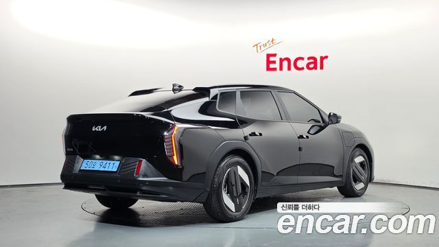 Kia EV4 Standard 2WD Air 2026 — фото 2