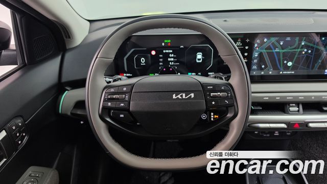 Kia EV4 Standard 2WD Air 2026 — фото 12