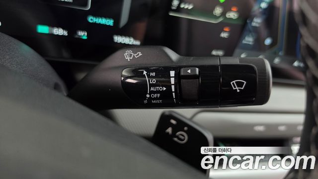 Kia EV4 Standard 2WD Air 2026 — фото 19