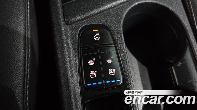 Kia Niro Prestige 2019 — фото 13