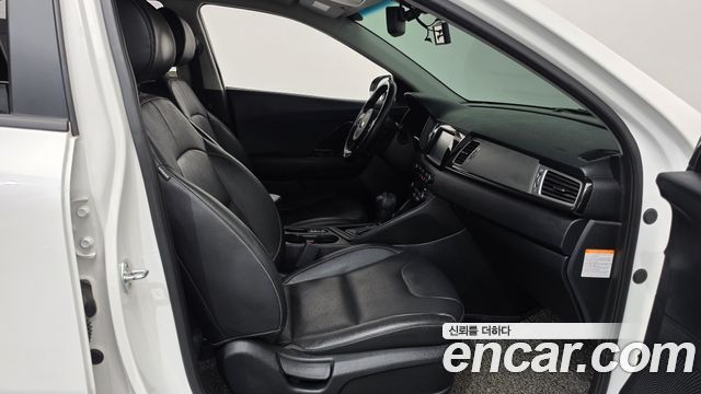 Kia Niro Prestige 2019 — фото 26