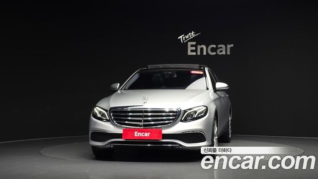 Mercedes-Benz E-Class (W213) E300 4MATIC Exclusive 2017 — фото 3