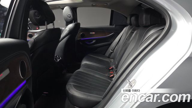 Mercedes-Benz E-Class (W213) E300 4MATIC Exclusive 2017 — фото 26