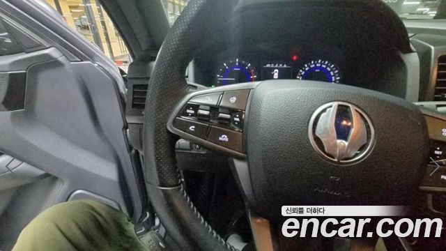 KG Mobility (SsangYong) Rexton Sports Khan Diesel 2.2 4WD Prestige (Leaf) 2020 — фото 16