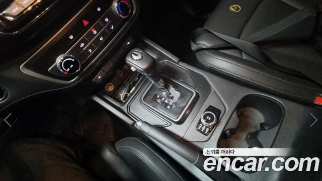 KG Mobility (SsangYong) Rexton Sports Khan Diesel 2.2 4WD Prestige (Leaf) 2020 — фото 19