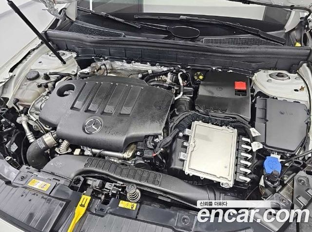 Mercedes-Benz GLB-Class (X247) GLB200 d 2024 — фото 5