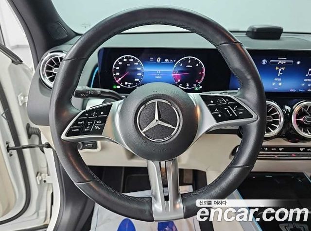 Mercedes-Benz GLB-Class (X247) GLB200 d 2024 — фото 9